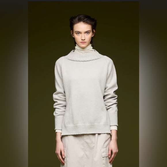 NWT Bianco & Blu Cowl Neck Wool Cashmere Blend Made in Italy Cozy Warm Sweater - Picture 1 of 9
